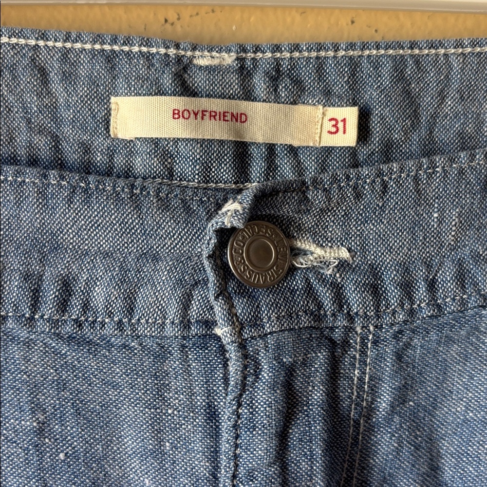 Levi’s Light Wash Chambray Linen Blend Pants - Picture 4 of 7